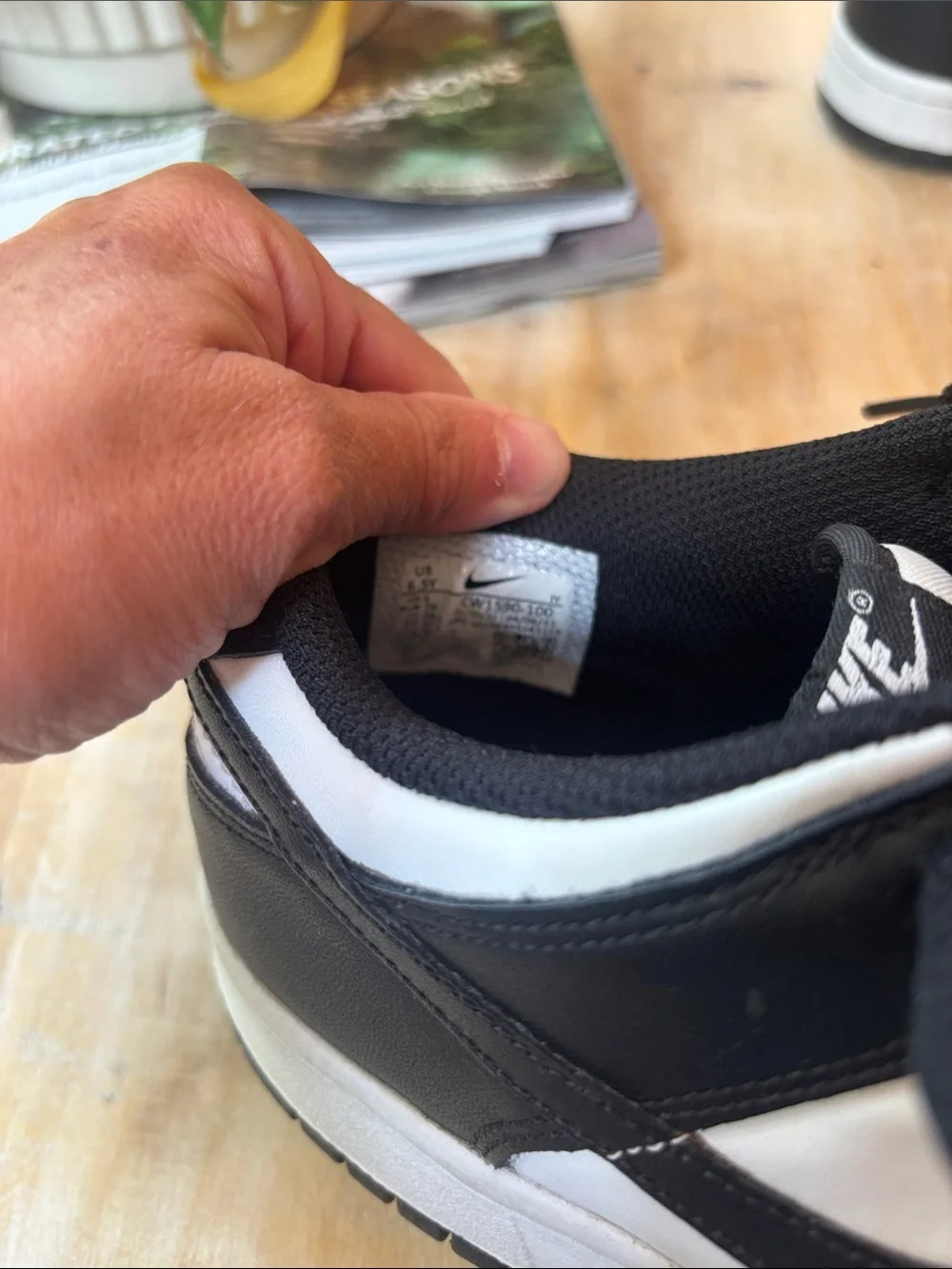 Nike dunks panda  Black and White Low-Top Sneakers